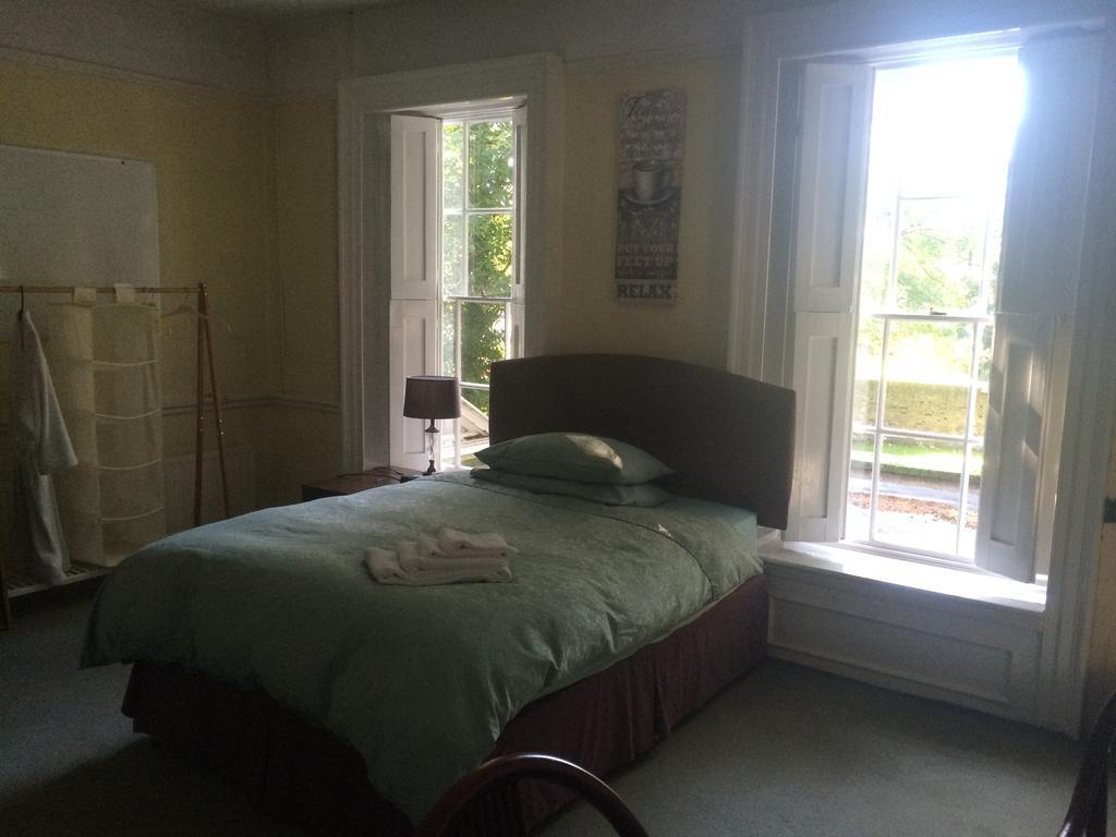 West Drayton  Harmondsworth Hall Guest House חדר תמונה