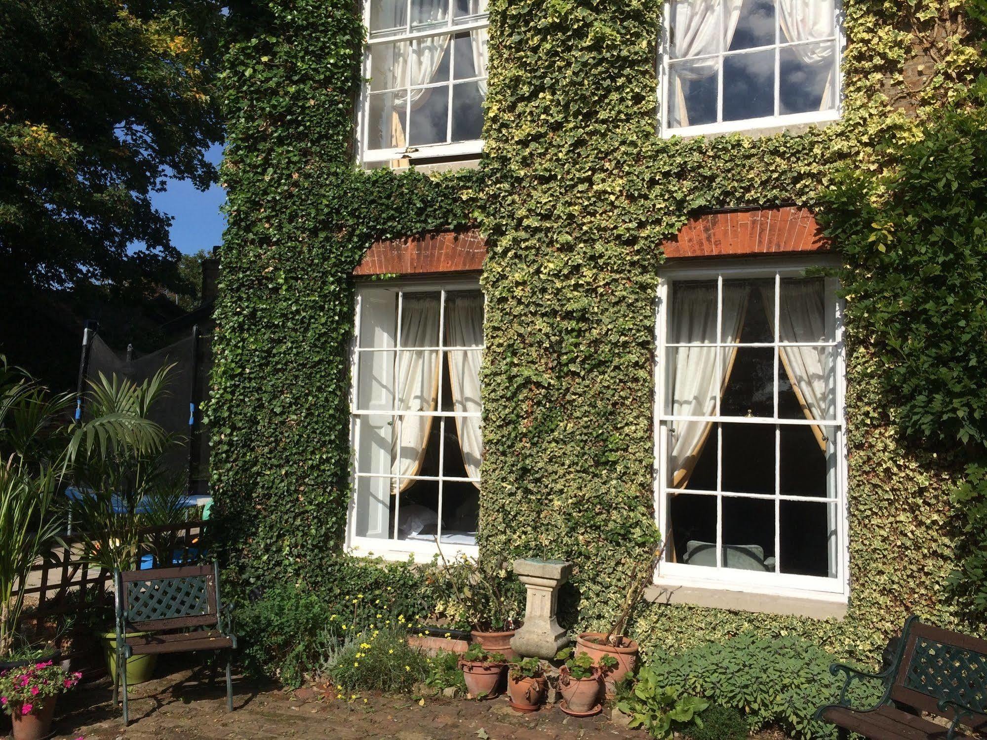 West Drayton  Harmondsworth Hall Guest House מראה חיצוני תמונה